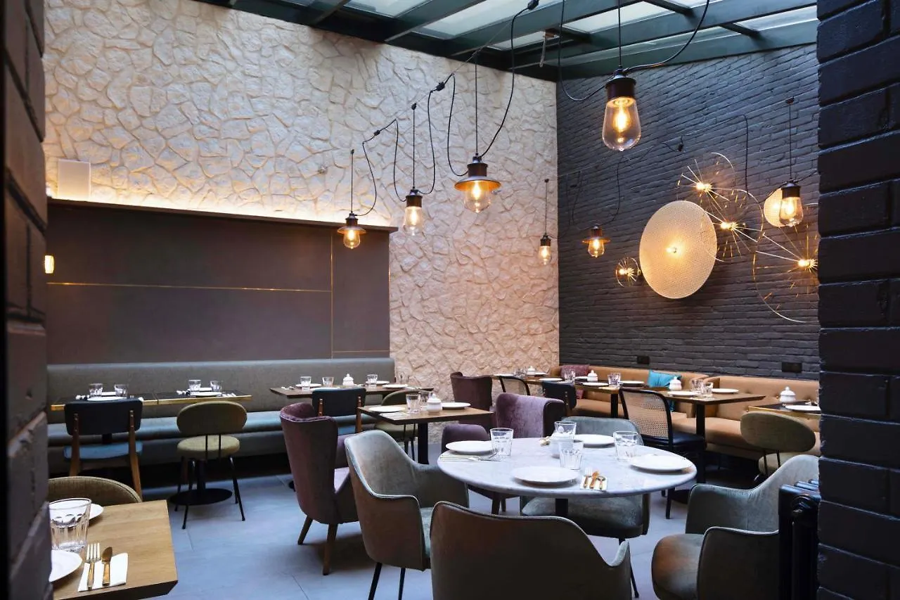 Maison 46 Otel 3*